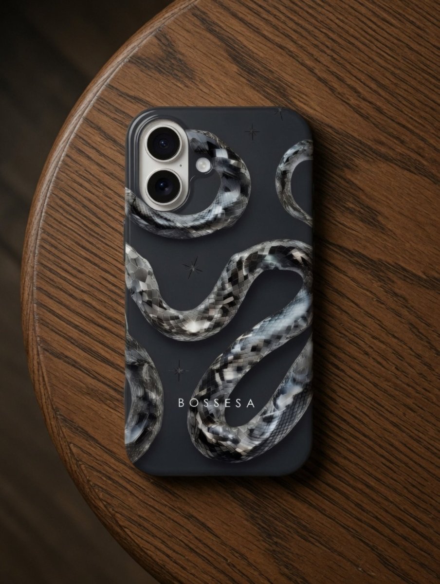 iPhone 17 Pro dėklas „Gyvatės Švytėjimas“