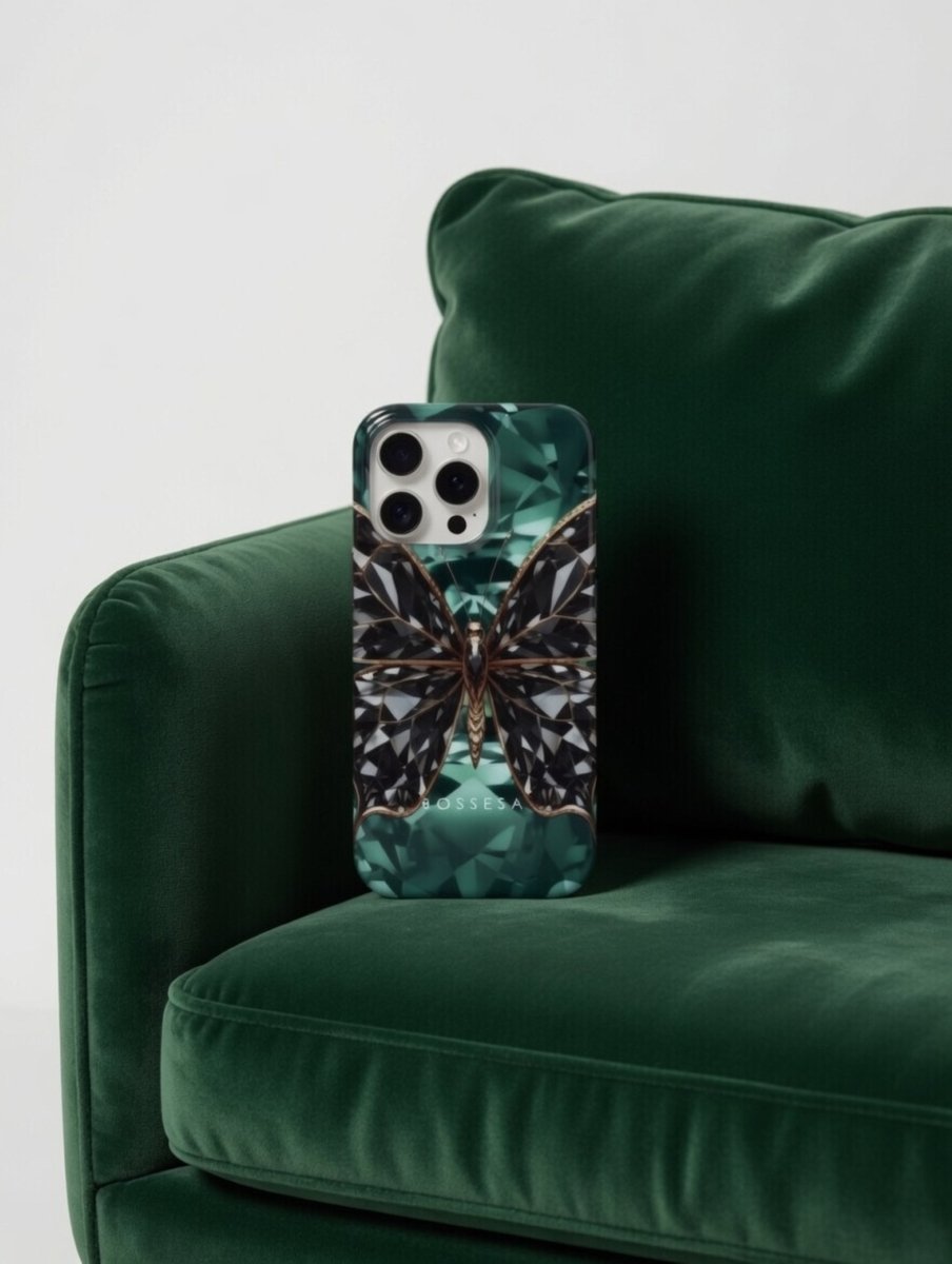 iPhone 16 dėklas „Nakties Sparnai“