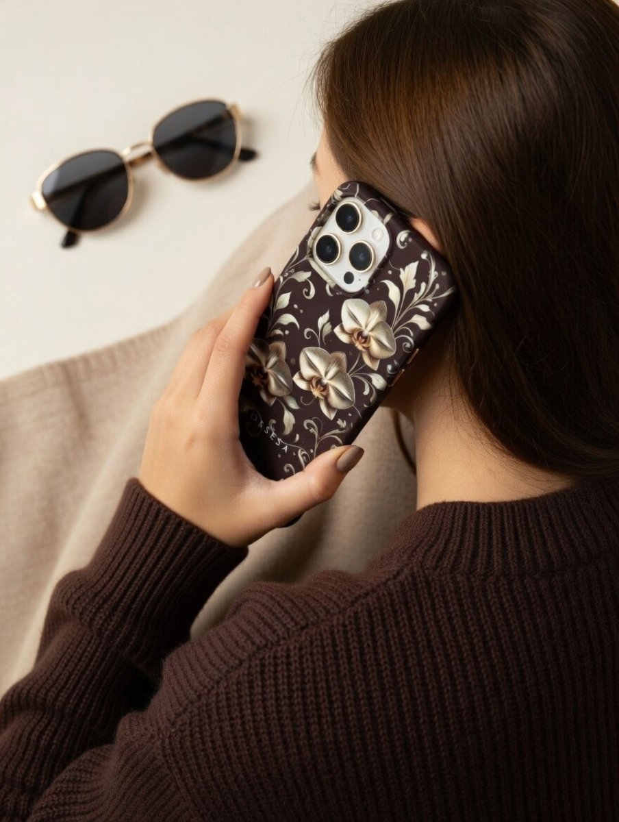 iPhone 16 Plus dėklas „Orchidėjų Auksas“