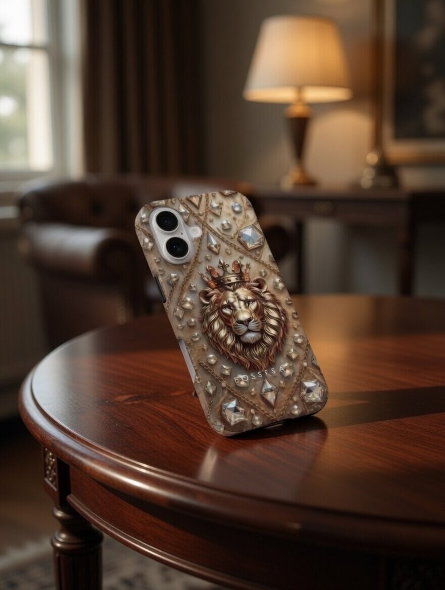 iPhone 16 Plus dėklas „Liūtės Karūna“